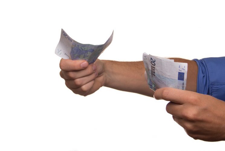 Comment_les_propriétaires_d_entreprises_devraient_rembourser_les_prêts_?