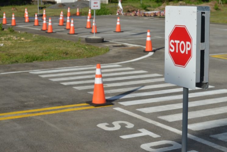 Quels_équipements_de_signalisation_installer_en_entreprise?